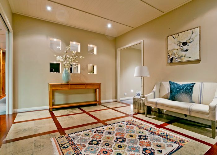  at 27 Goldflats Lane, Albany