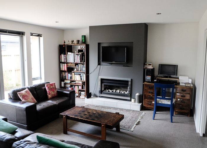  at 4 Gamblins Road, Saint Martins, Christchurch