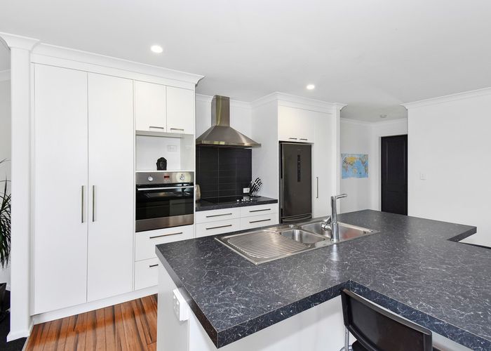  at 19 Fletcher Lane, Patumahoe, Pukekohe