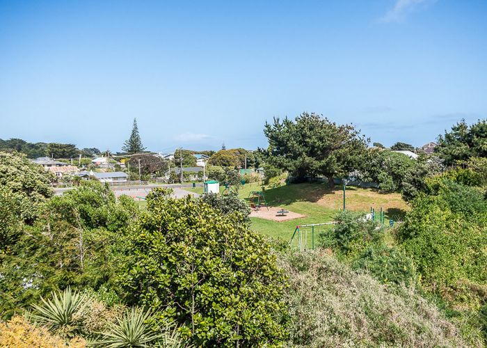  at 44 Tasman Road, Otaki Beach, Otaki