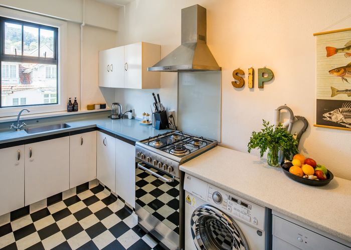  at 7/24 Elizabeth Street, Mount Victoria, Wellington