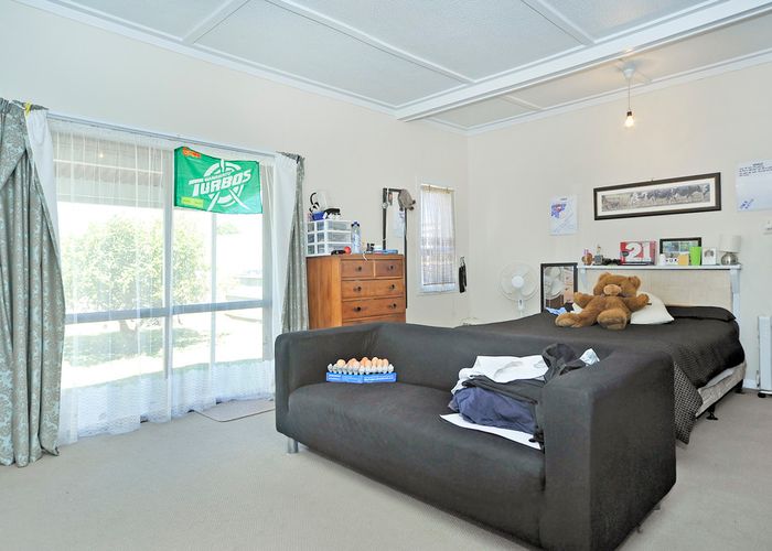  at 9 Dahlia Street, Palmerston North, Palmerston North