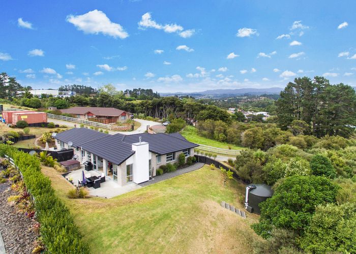  at 318 Birdwood Road, Massey, Auckland