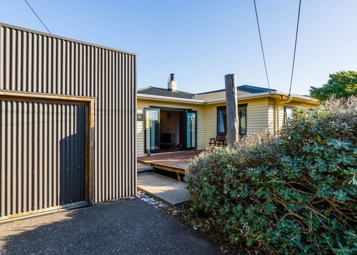  at 4 Gray Street, Pukerua Bay, Porirua
