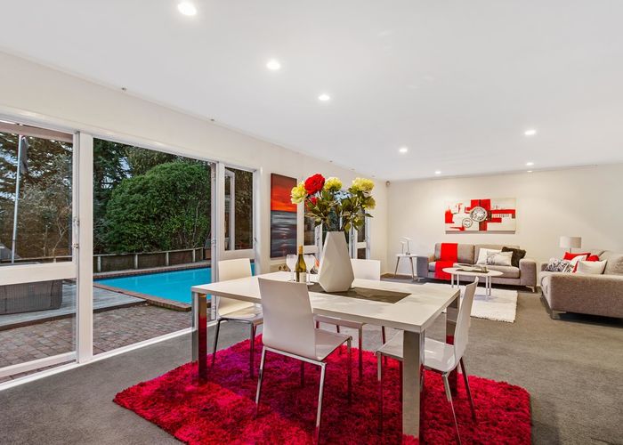  at 82 Upper Harbour Drive, Greenhithe, Auckland