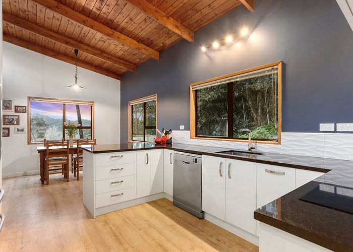  at 36 Opanuku Road, Henderson Valley, Auckland