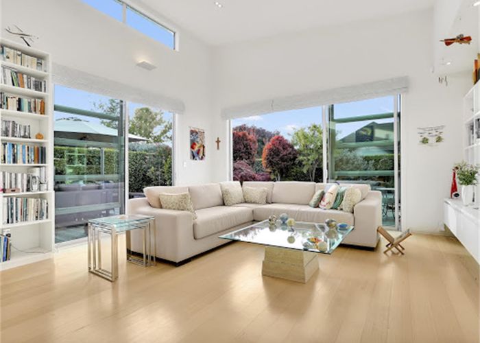  at 47 Palliser Drive, Huntington, Hamilton