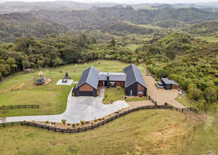  at 996 Ponga Road, Opaheke