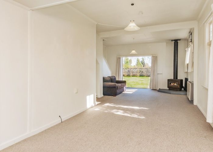 Free property data for 1229 Courtenay Road, Kirwee homes.co.nz