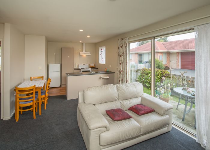  at 2/19 Collingwood Street, New Brighton, Christchurch