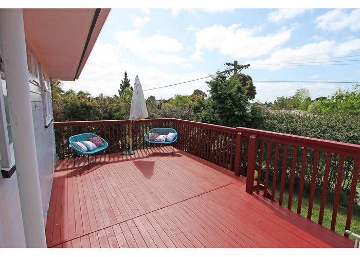  at 10 Copley Street, New Lynn, Auckland