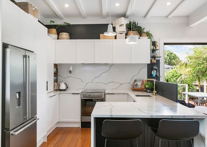  at 10 Lambeth Road, Mount Eden, Auckland