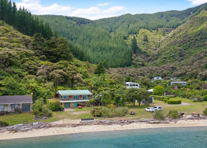  at 953 Kenepuru Road, MAHAU SOUND