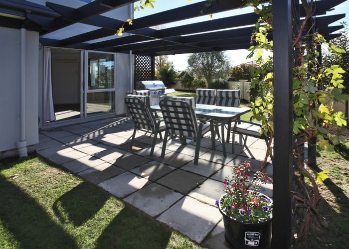  at 2 O'Neill Avenue, Northwood, Christchurch