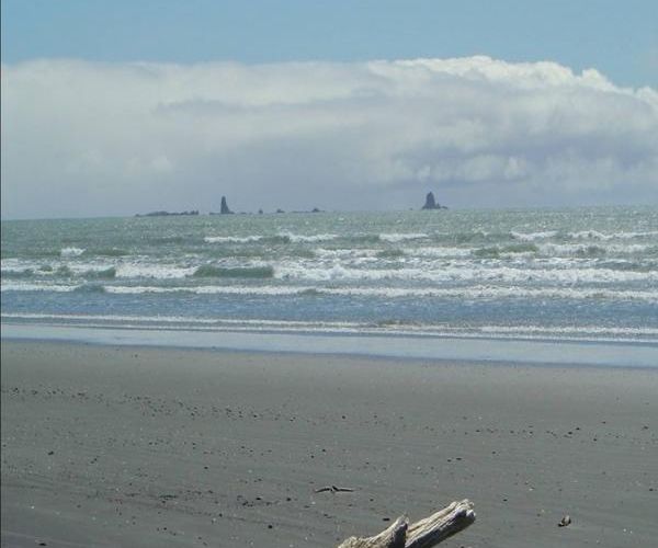  at 15 Elley Drive, Carters Beach, Westport