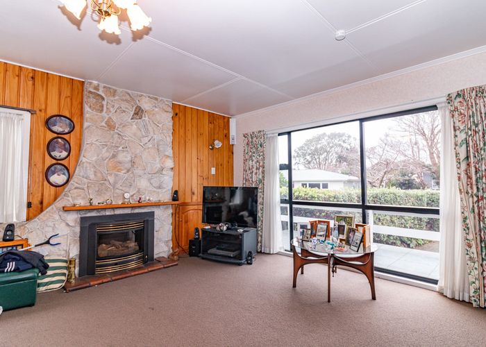  at 11 Eaton Crescent, Otamatea, Whanganui