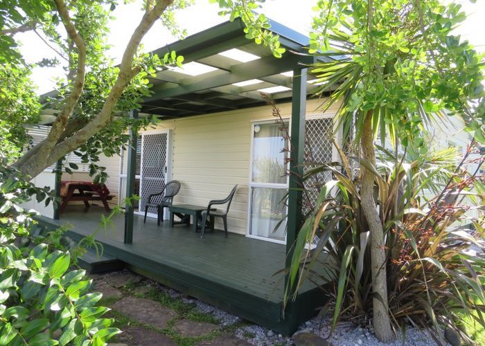  at 35 Judges Parade, Māhia