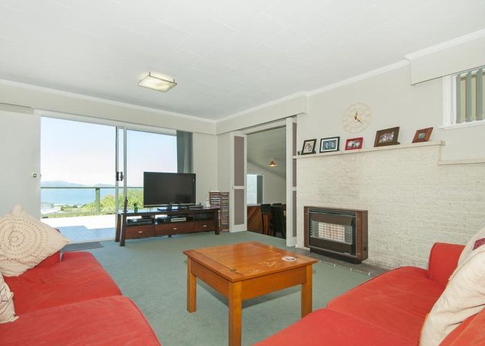  at 21 Acacia Avenue, Maungaraki, Lower Hutt