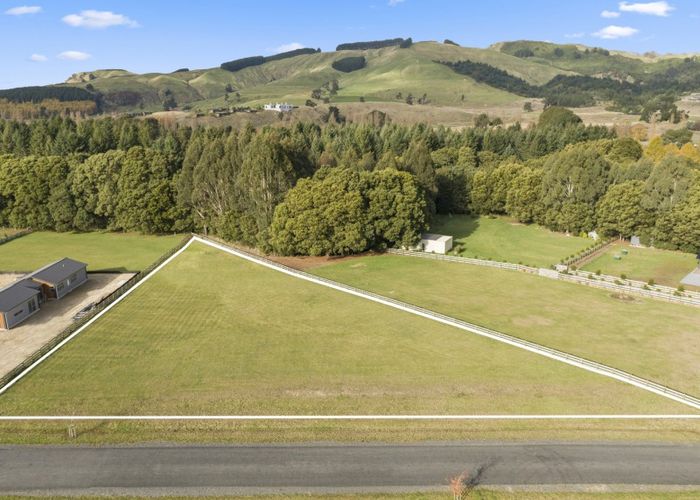  at 18 Lancewood Way, Kinloch, Taupo