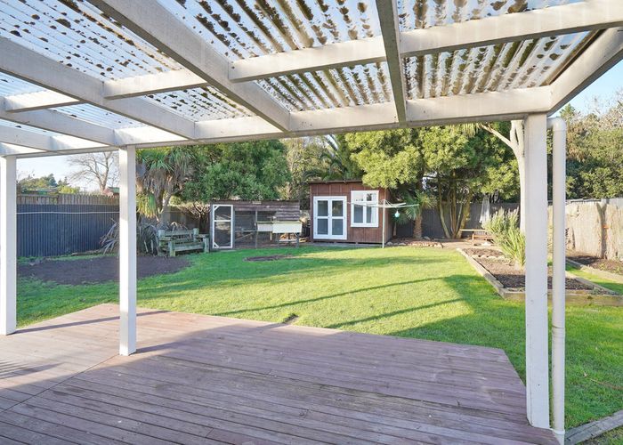  at 13 Stalkers Road, Woodend Beach, Woodend