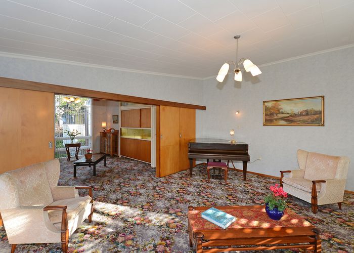  at 52 Glenmore Street, Northland, Wellington