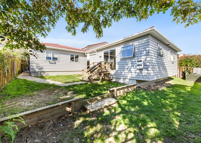  at 141 Aviemore Drive, Highland Park, Auckland
