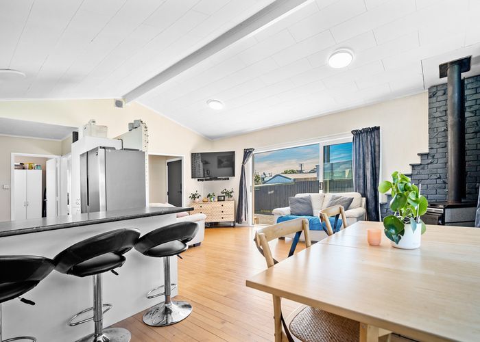  at 22 Simons Street, Moturoa, New Plymouth