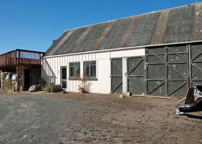  at 41 Cemetery Road, Takahue