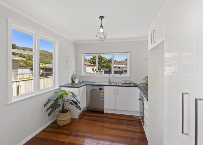  at 8 Benge Crescent, Naenae, Lower Hutt