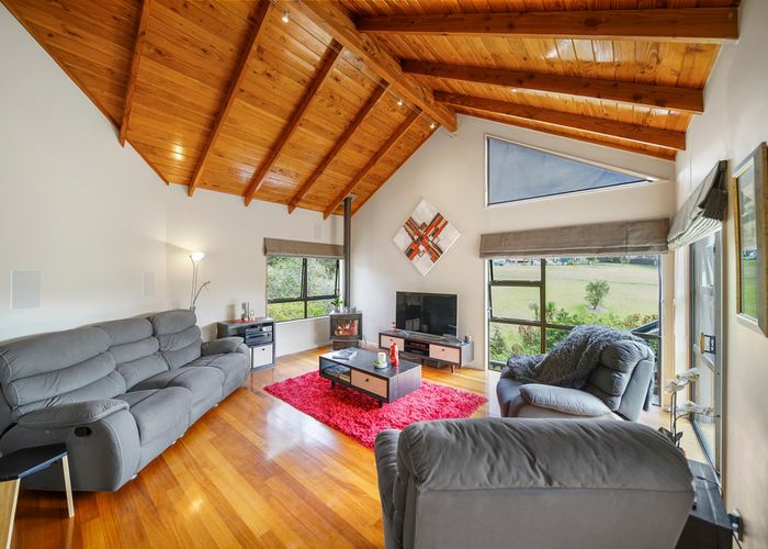  at 29 Woodview Rise, Botany Downs, Auckland