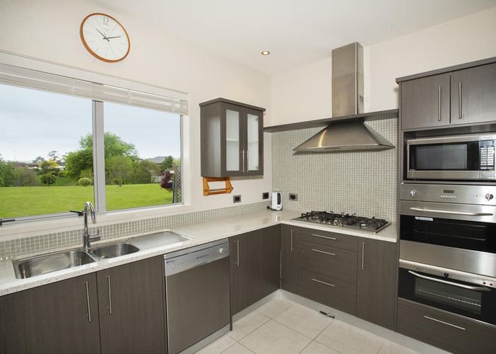  at 7 Horsley Grove, Pyes Pa, Tauranga