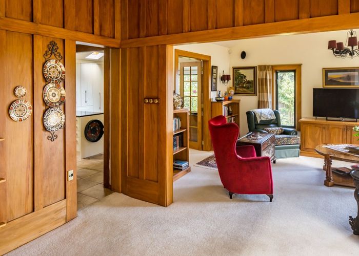  at 36 Moana Road, Days Bay, Lower Hutt