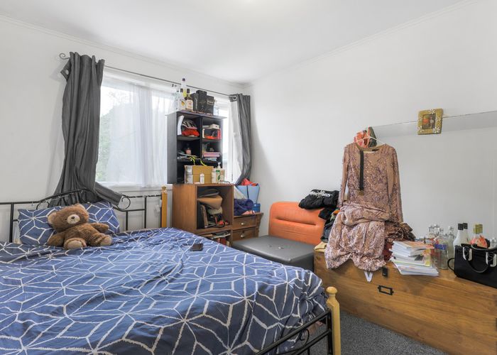  at 12 Surrey Street, Manurewa, Auckland