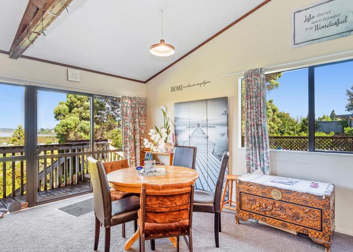  at 27 Carlton Street, Bellevue, Tauranga
