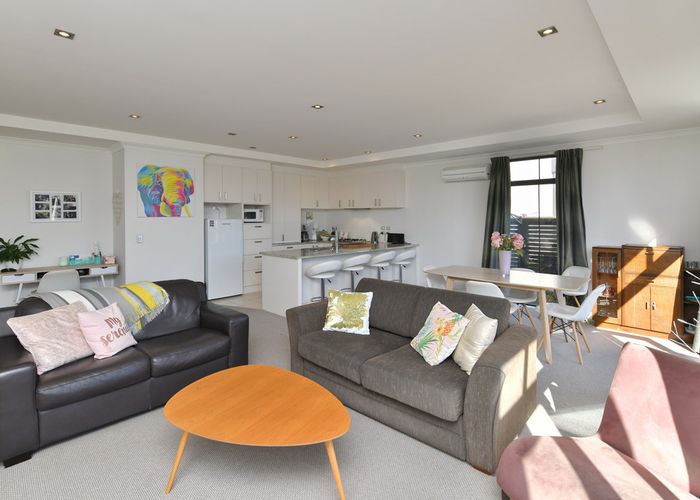  at 42 Country Club Terrace, Northwood, Christchurch