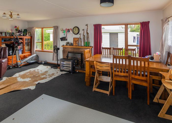  at 1 Parklane Place, Weston, Oamaru