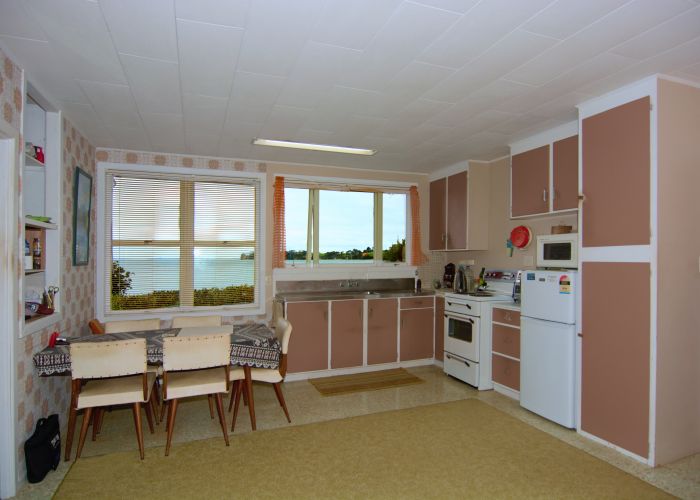 at 50E Orpheus Road, Manukau Heads, Āwhitu