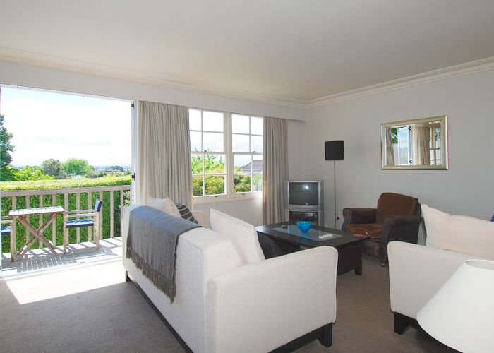 Free property data for 1/123 Long Drive, St Heliers, Auckland homes.co.nz
