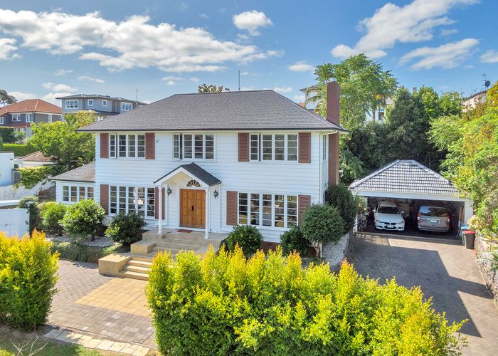  at 108 Paritai Drive, Orakei, Auckland