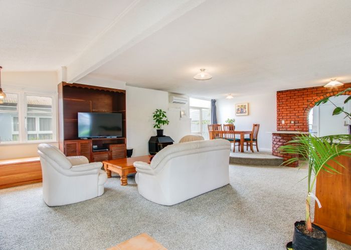  at 1/125 Taradale Road, Onekawa, Napier