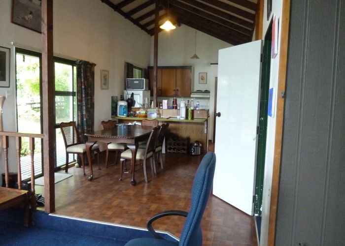  at 72 Hastings Street, Feilding