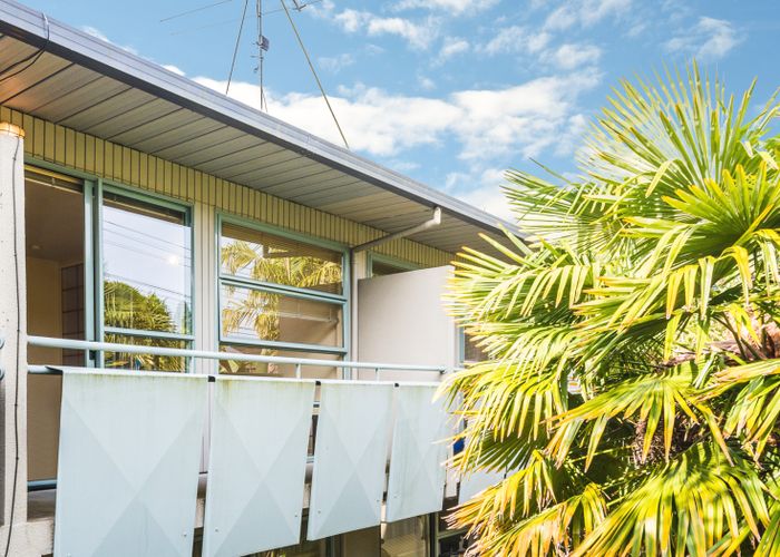  at 12/26 Windmill Road, Mount Eden, Auckland