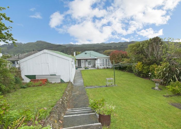  at 46 Bledisloe Crescent, Wainuiomata, Lower Hutt