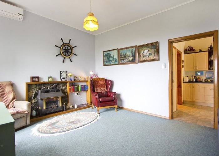  at 17 Singers Road, Korokoro, Lower Hutt