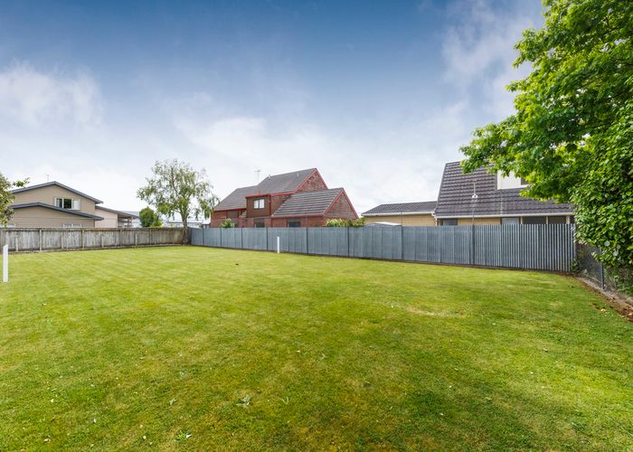  at 12 Innes Place, Roslyn, Palmerston North