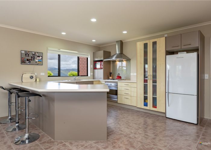  at 17 Garrett Place, Riverstone Terraces, Upper Hutt