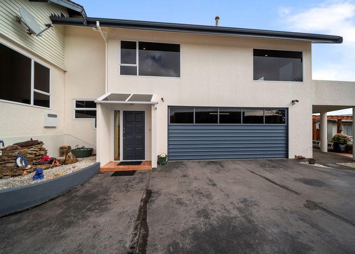  at 8 Barrett Street, Westown, New Plymouth