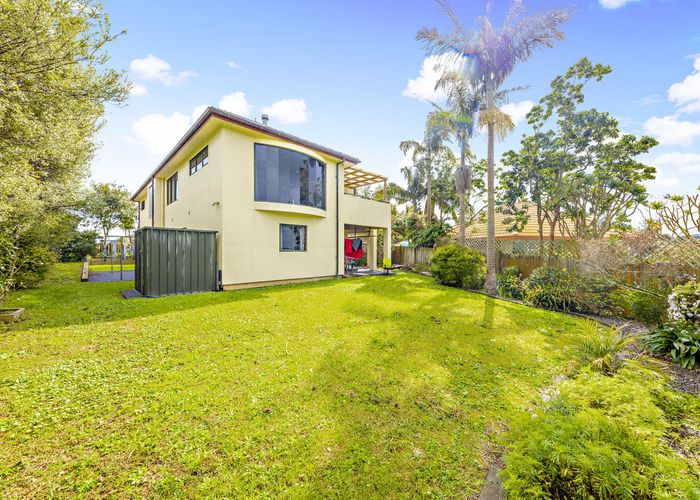 at 223 Hill Road, The Gardens, Auckland
