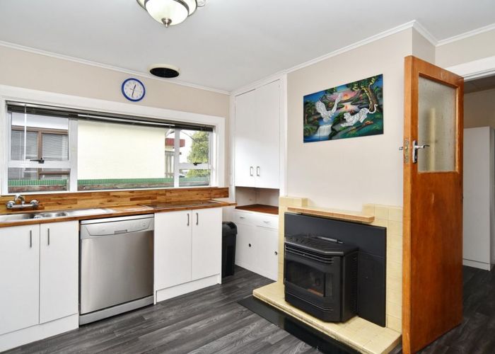  at 189 Beach Road, North New Brighton, Christchurch