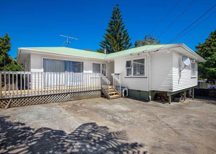  at 92 Castor Crescent, Cannons Creek, Porirua